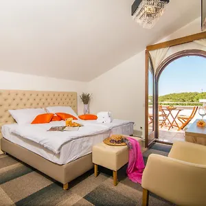 Panzió Hotel Villa Vrsar, Vrsar