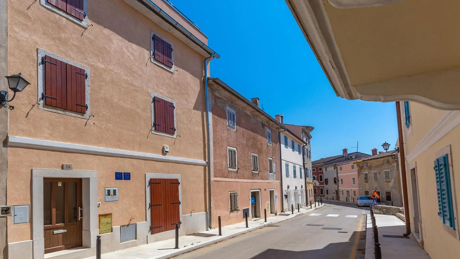 Perlina - Apartment With Terrace Vrsar Croatia